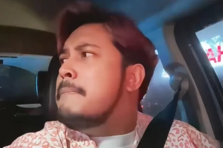 Mamang Osa Konten Kreator Viral Usai Tegur Mobil Pejabat Berplat Merah Pakai Strobo